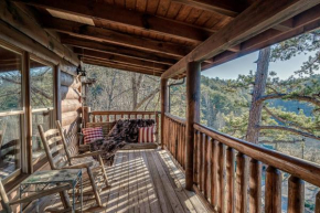 Bear Vista Retreat w HotTub Pool View